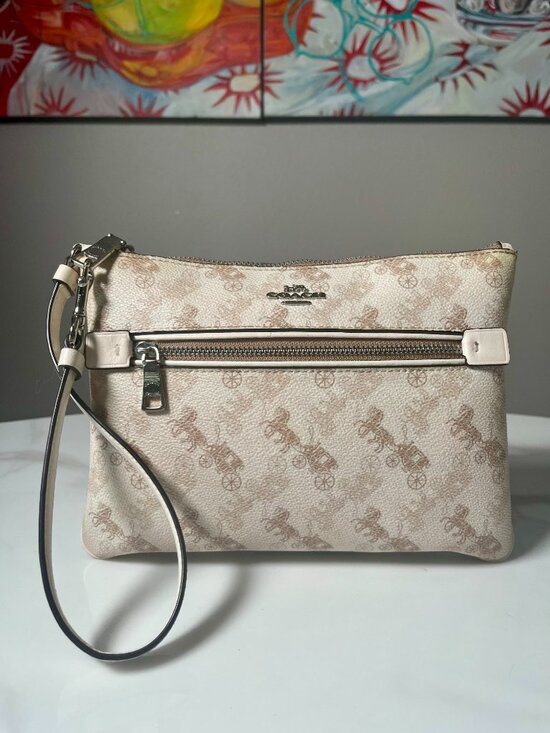 Coach Handbags - Coach Gallery Pouch Horse & Carriage Print Cream Wristlet